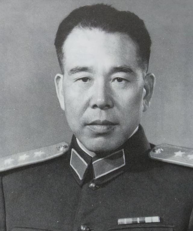 开云集团-有人问及如何评价周总理，黄永胜回忆：外交上是一把好手，搞内政堪称八级泥瓦